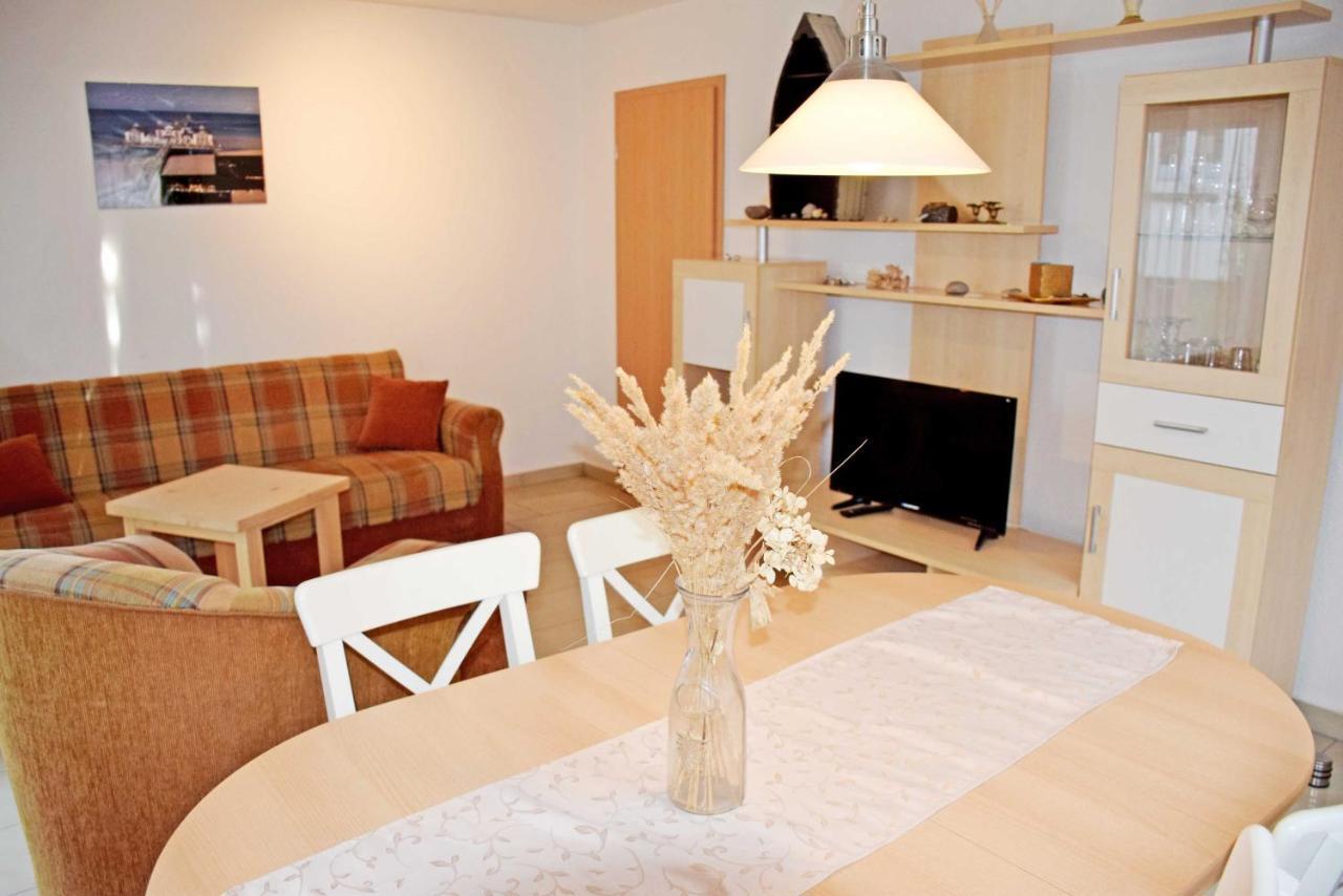 Pension Im Ostseebad Sellin الغرفة الصورة
